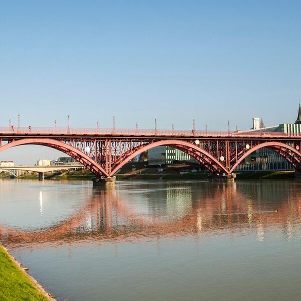 Biser nekadašnje Jugoslavije proglašen za najbolju destinaciju za jesen: Sa ovim gradom nećete pogrešiti (VIDEO)