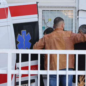 MALOLETNIKU IZ RIBNIKARA STAVILI PANCIR, PA GA IZVELI IZ KLINIKE: Pod jakom pratnjom i rotacijom sproveden do suda!