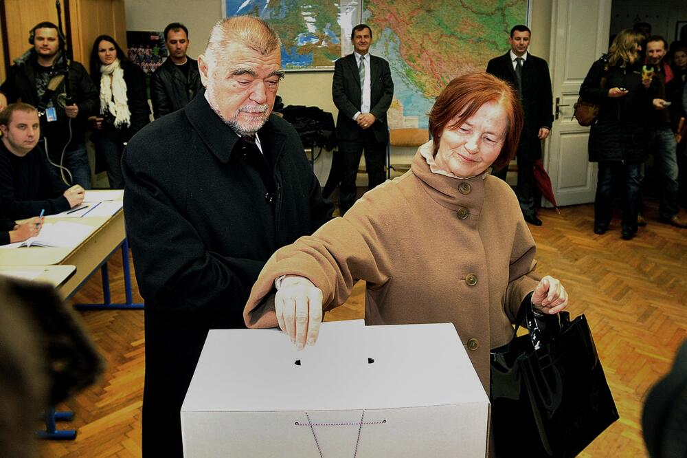 Umrla Milka Mesić, supruga bivšeg hrvatskog predsednika