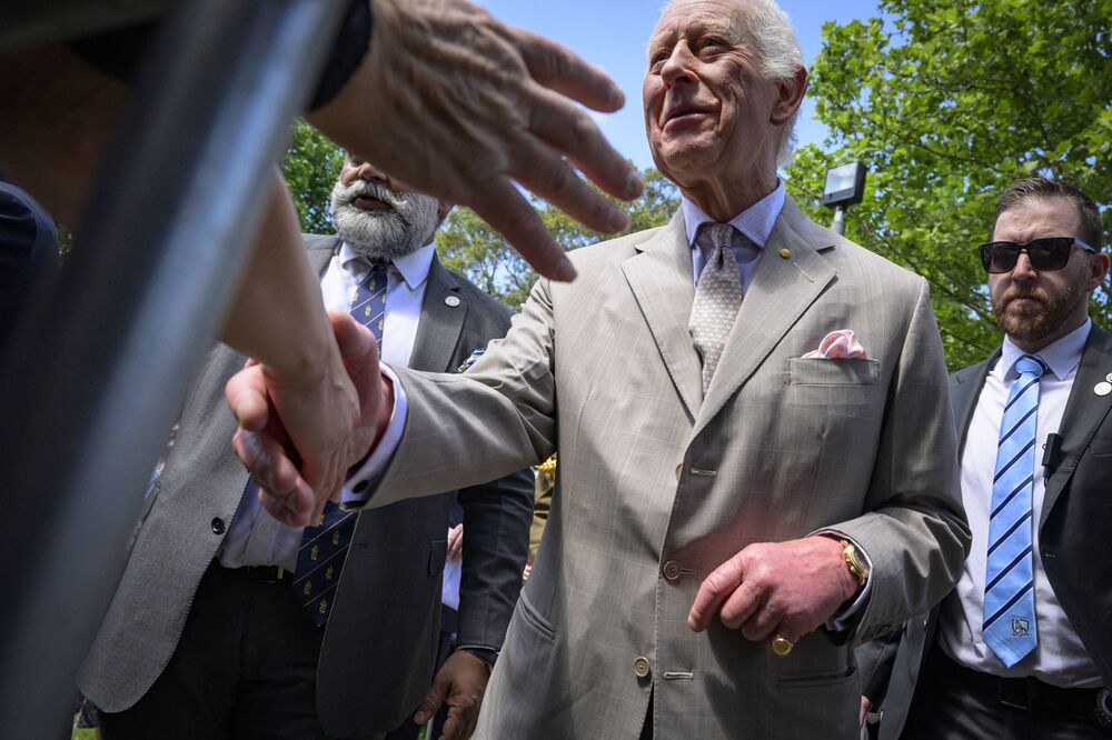 Kralj Čarls III, Kralj Čarls