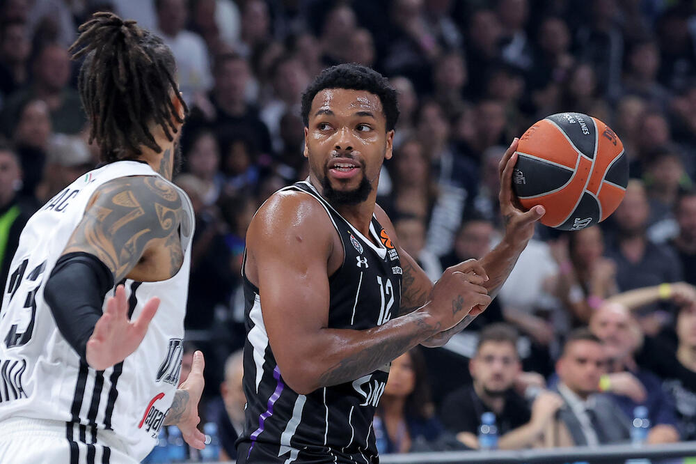 "Ne brinemo previše zbog jednog poraza..." Braun otkrio šta očekuje od tima protiv Albe (Foto)