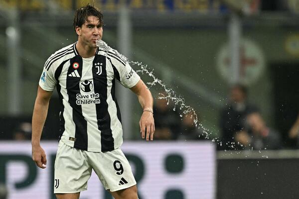 Dušan Vlahović van prvog tima Juventusa!