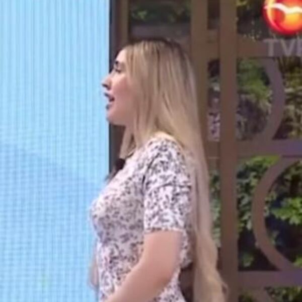 Voditeljka vremenske prognoze pokazala zadnju ložu za infarkt! Navukla minić, a onda krenulo da seva sa svih strana