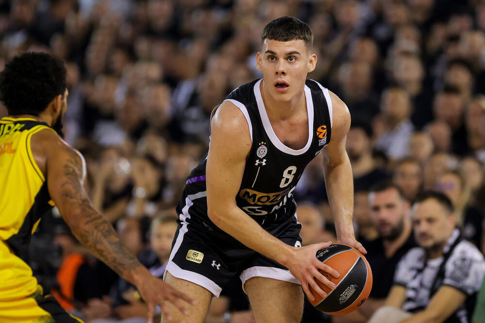 Partizan raskinuo saradnju sa Bošnjakovićem!