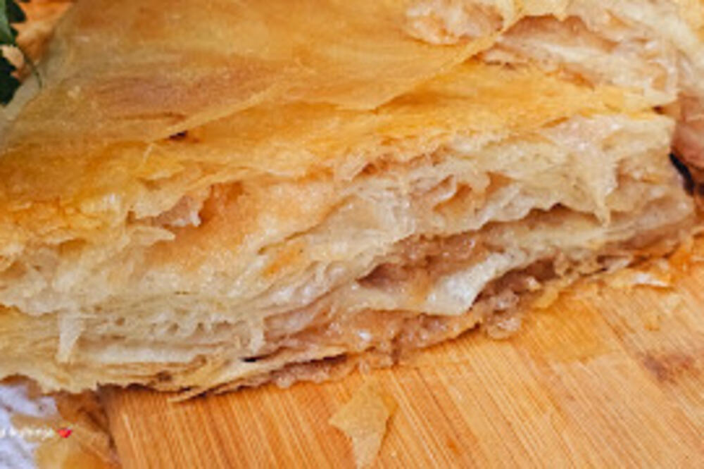 Samo na ovaj jedan način Turci prave burek: Recept su znale naše bake, ali postoji jedna tajna (VIDEO)
