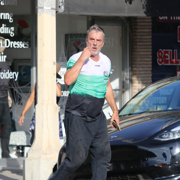 Nekad bio veliki zavodnik, a sada su godine učininile svoje: Mnogi ga nisu prepoznali, seda kosa i opušteno izdanje