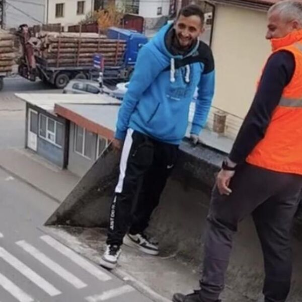 Ljudi, šta je ovo? Trljaćete oči dok budete gledali fotku i ništa vam neće biti jasno: Kako se ovo desilo?