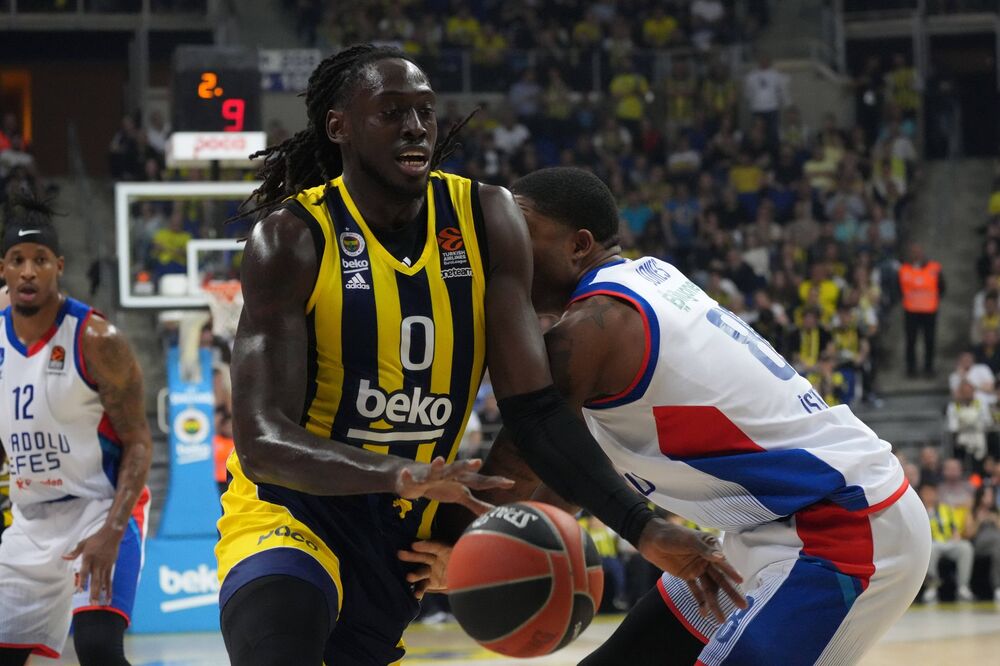 Džonatan Motli dok je nosio dres Fenerbahčea