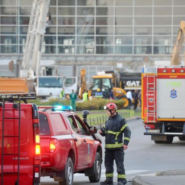 Sutra Dan žalosti povodom godišnjice stradanja građana u padu nadstrešnice