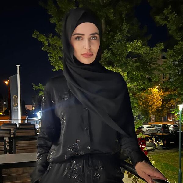 Bosanku Mahiru celo Sarajevo linčovalo zbog novog muža, a sada... Muslimanka zlim jezicima zapušila usta! (FOTO)