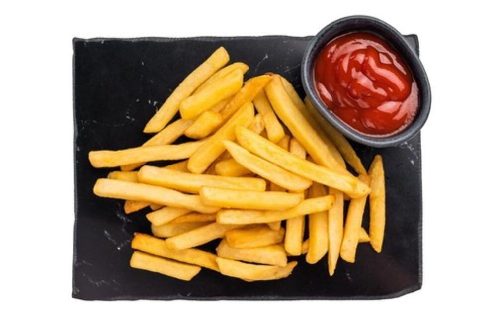 Jedan sastojak pravi čuda: Napravite kući pomfrit kao iz Meka, deca će ga obožavati, a pravi se baš lako