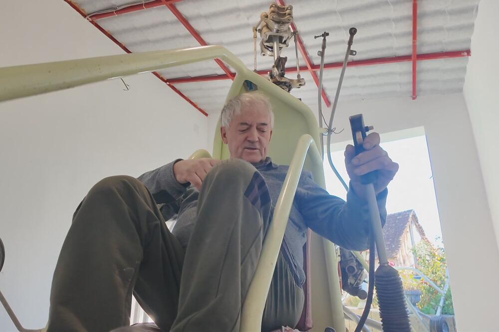 Ljudi u neverici gledaju šta je ovaj Srbin napravio: Ljubiša na ovom čudu radi 20 godina i još malo je gotov (FOTO)