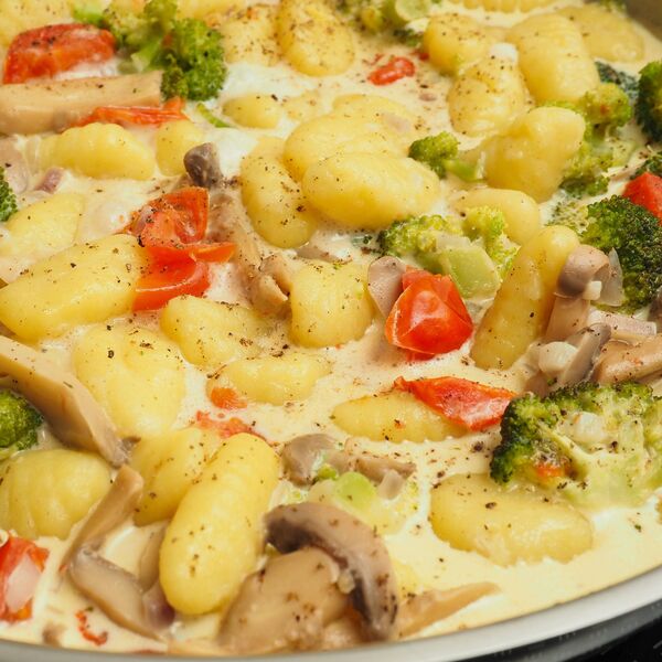 Praznička gozba zbog koje ide voda na usta: Za ljubitelje krompira ovo će bii pun pogodak, obavezno probajte