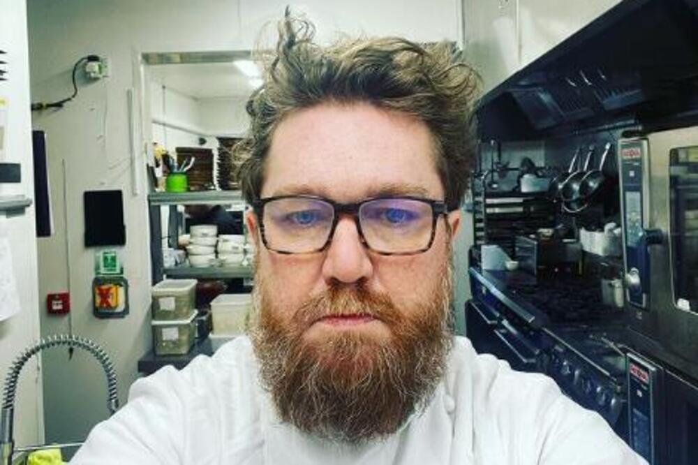 Ovo je poznati TV kuvar koji je nađen mrtav u stanu u Beogradu: Iza njega ostale ćerka i žena (FOTO)