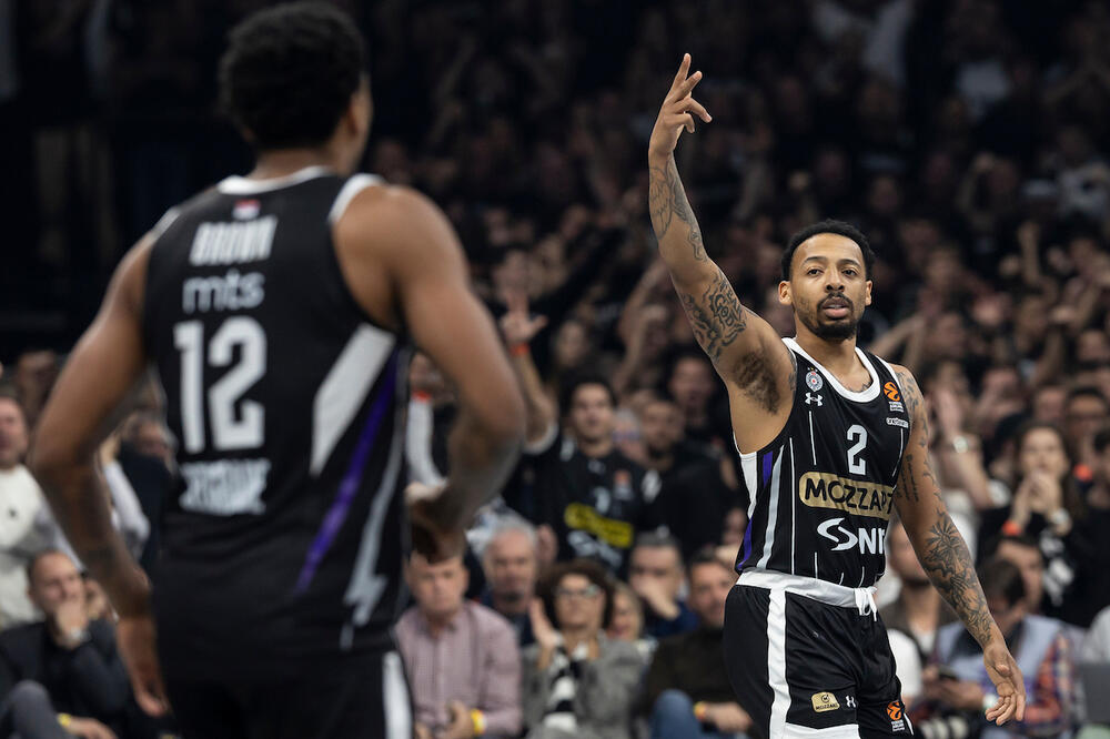 Otkud Karliku Džonsu staklena flaša ispred kluba? Isplivali svi detalji saslušanja košarkaša Partizana