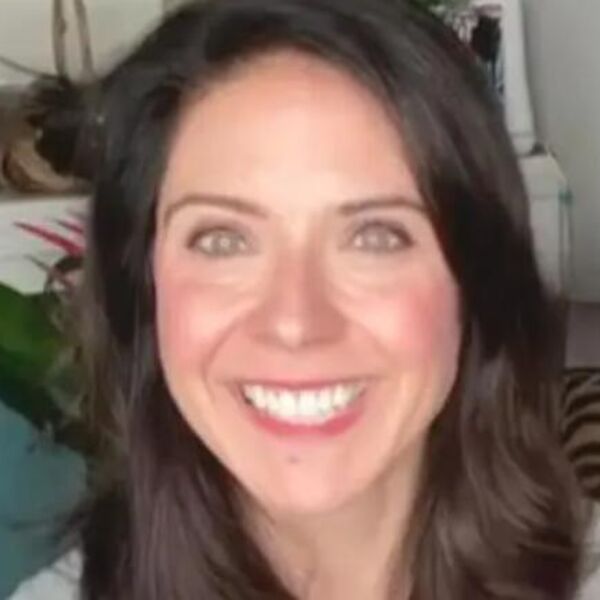 Ova majka objavila je svoje golišave slike, a onda...: O onome što su uradili njenoj deci i dalje se priča (VIDEO)