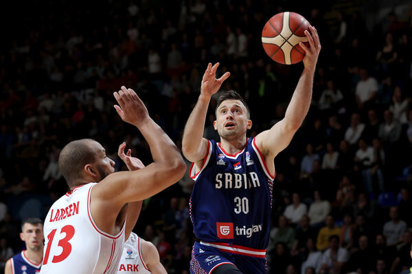 Avramović drugi strelac CSKA u pobedi od 20 razlike (Video)