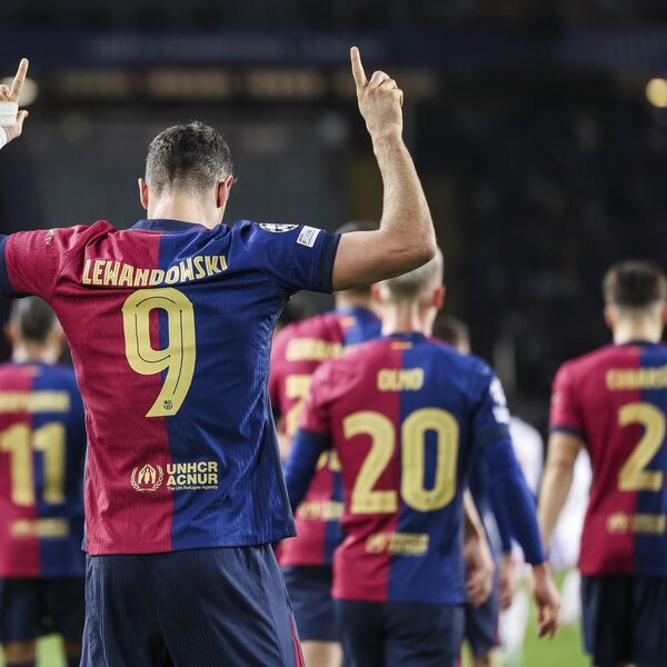 Šokantne tvrdnje: Barselona zabranila Levandovskom da postiže golove!