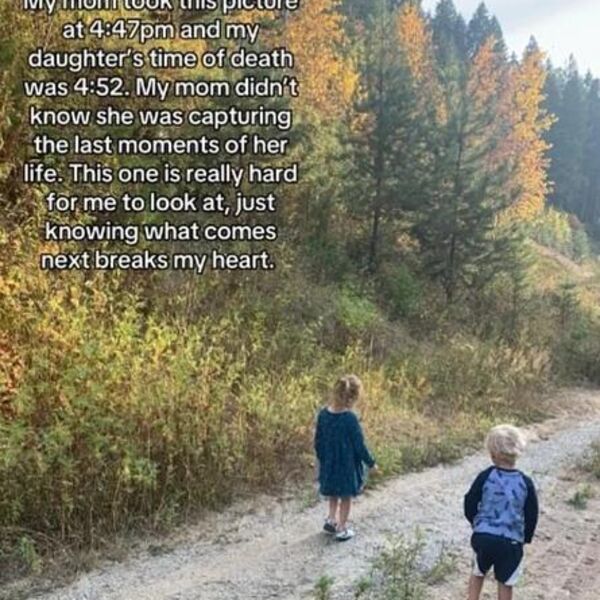 Baka fotografisala unuku kako bere cveće, a onda je usledio najjeziviji scenario: Auto je naleteo, a ona i brat...