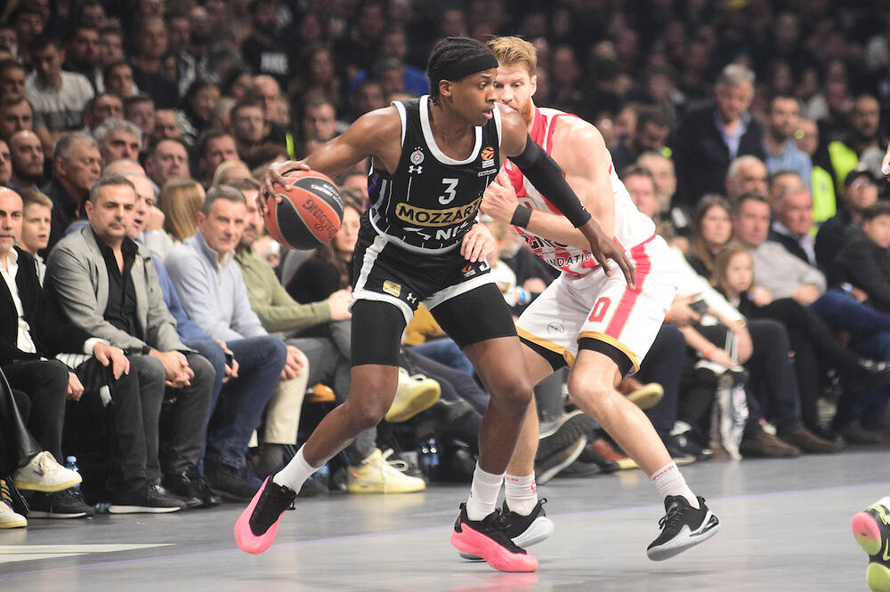 Poznato koliko će Frenk Nilikina zarađivati u Olimpijakosu