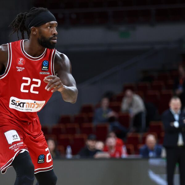 Bomba: Crno-beli doveli moćno pojačanje!