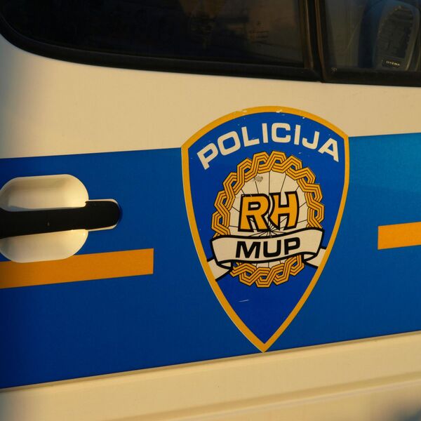 Dete (2) poginulo zbog bizarnog svadbenog običaja: Hitna pokušala reanimaju ali mu nije bilo spasa!