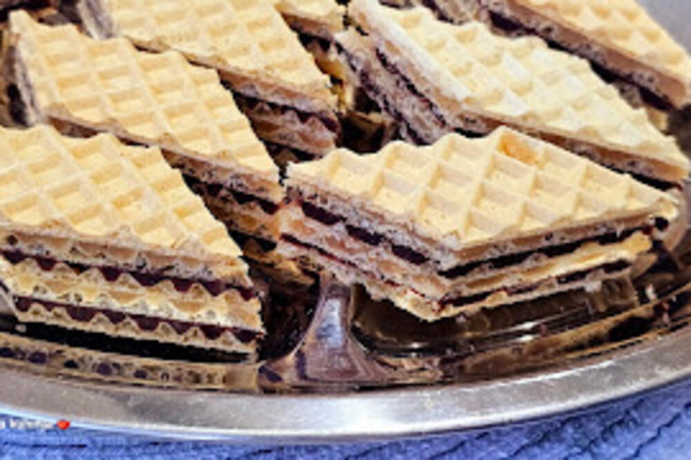 Starinska oblanda: Na svetu ukusnija ne postoji, a pravi se od samo četiri sastojka