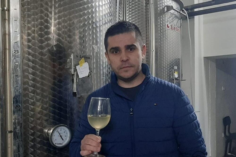 Nemanja nasledio svoje pretke i u srpskoj Toskani uzgaja grožđe i pravi vina: Otkrio u čemu je njihova tajna