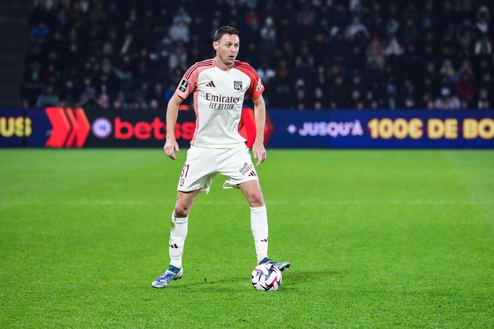 Matić odbio da nosi LGBT obeležje, sada ga čeka drakonska kazna?