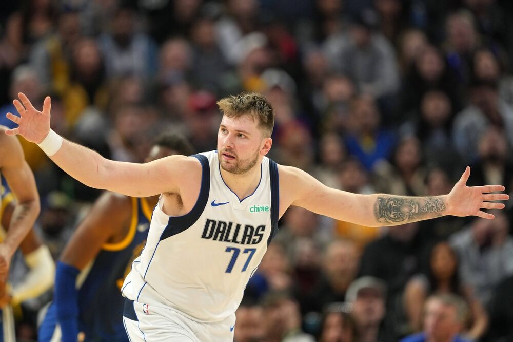 Luka Dončić u dresu Dalas Maveriksa