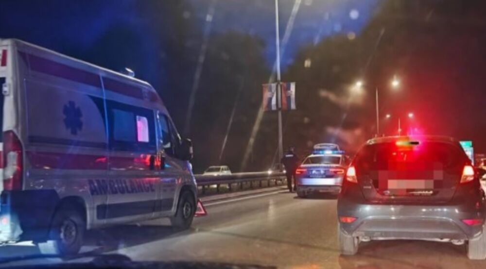 Stravična nesreća u Batajnici: Motor prošao na crveno, vozač poginuo na licu mesta