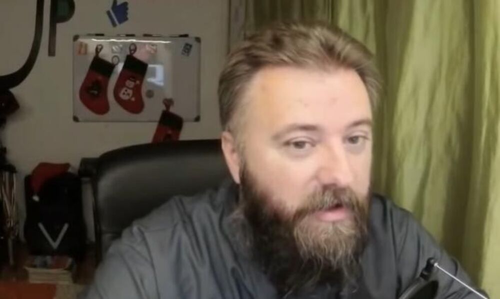 Otac Predrag Popović, Predrag Popović