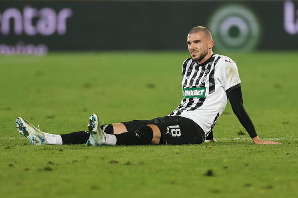 Partizan će ipak morati da sačeka na 1.200.00 evra od Nihada Mujakića!