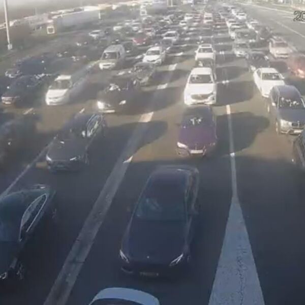 Saobraćajne gužve na graničnim prelazima: Vozači naoružajte se strpljenjem, ovde se čeka i do 5 sati!