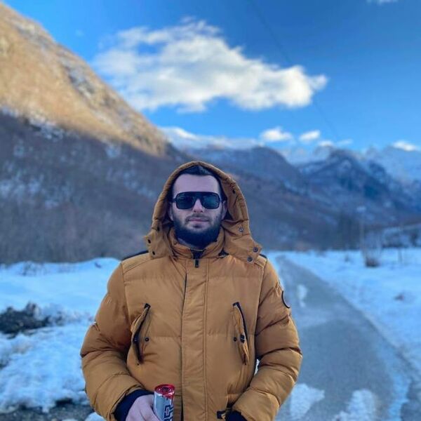 VEĆ 3 GODINE ALBANAC OSUMNJIČEN ZA IVANINO UBISTVO IZMIČE PRAVDI! Zadavio je, zaključao, pa glumio da je UCVELJEN!