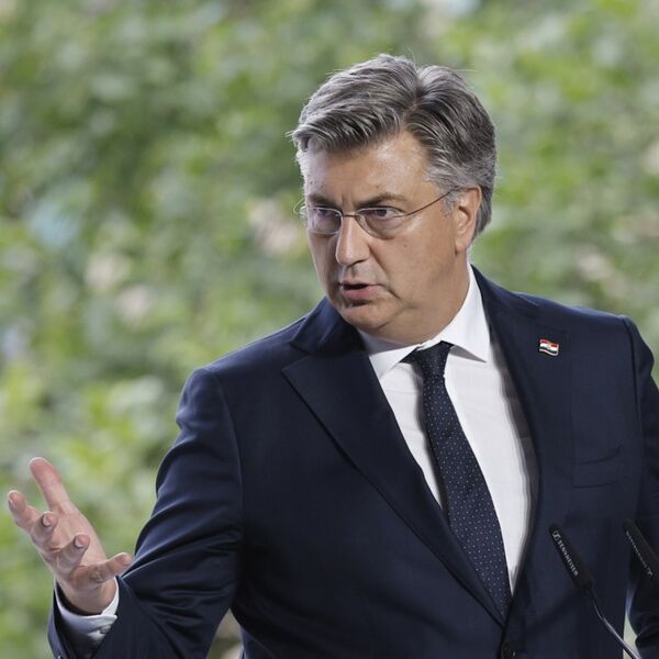 MAĐARSKI MINISTAR OPTUŽIO HRVATSKU ZA RATNO PROFITERSTVO! Hitno se oglasio Plenković o NIS-u!