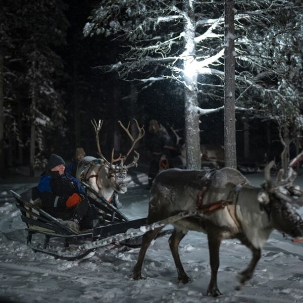 PRAZNICI NISU SAMO POKLONI: 7 neobičnih božićnih običaja širom sveta su potpuno različitih od SRPSKIH