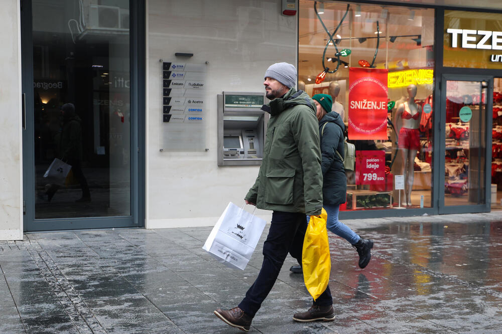 DANAS HLADNO VREME SA MRAZOM, ALI POPODNE SLEDI RAZVEDRAVANJE: Spremite se i za ledeni vetar, smrznućemo se!