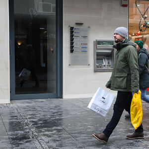 DANAS HLADNO VREME SA MRAZOM, ALI POPODNE SLEDI RAZVEDRAVANJE: Spremite se i za ledeni vetar, smrznućemo se!