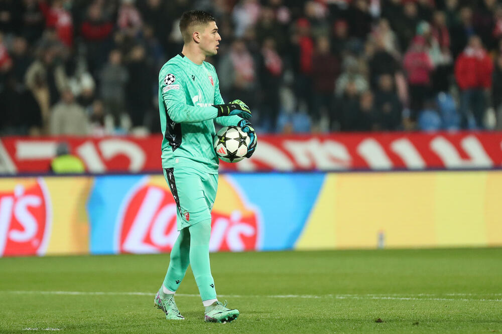 Nezapamćen kiks golmana Zvezde: Guteša se baš obrukao! (VIDEO)