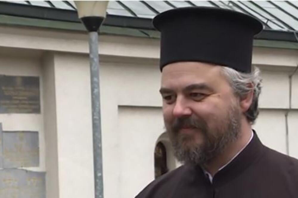 Sveštenik Borislav otkrio 3 stvari koje nikako ne smete da radite kada kročite u crkvu! Ukoliko se ponovi...