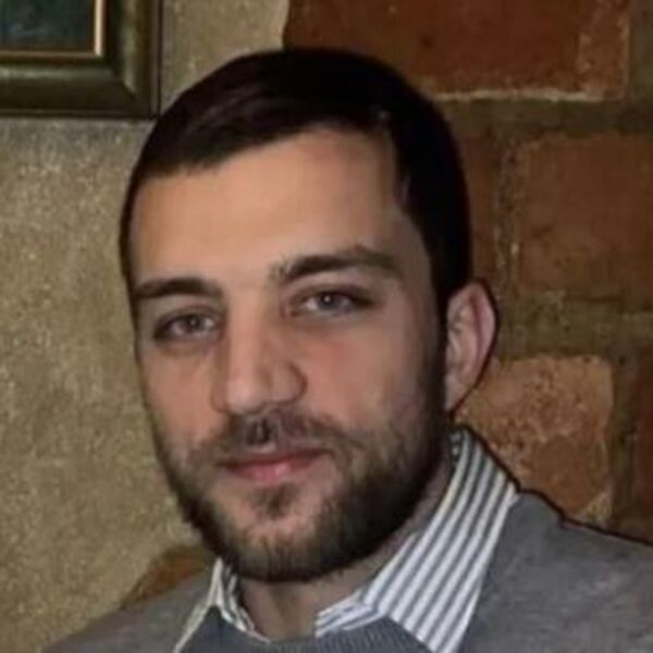 Ako ga vidite odmah zovite policiju! Ovo je osumnjičeni za ubistvo Dejana Kostića, iza sebe ima krcat dosije (FOTO)