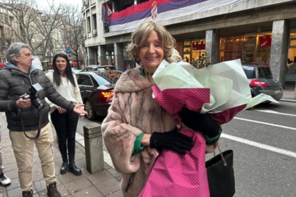 Ovo je dečko Lepe Lukić: Nećete verovati o kome je tačno reč