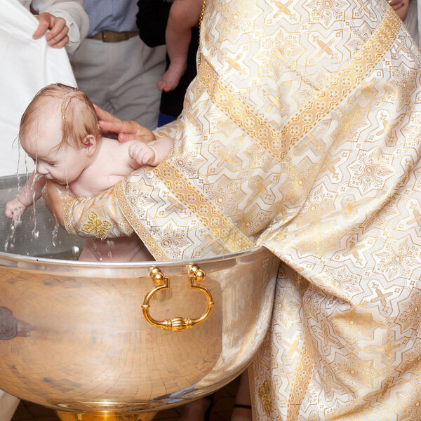Žena poludela kada je čulo koje ime joj nosi unuka: Ćerka nije smela da joj "izađe na oči", da li je moguće ovo?