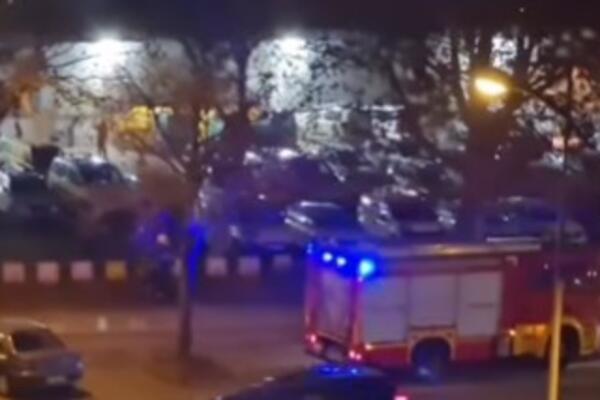 Gori prostor u vlasništvu "Pošte Srbije" u samom centru Novog Sada! (VIDEO)