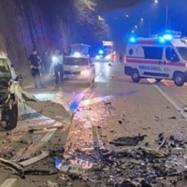 Velika tragedija kod Bujanovca: Baka i dete od 2 godine poginuli u nesreći, više osoba povređeno