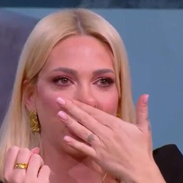 "PUSTILA SAM VAS MESEC DANA, SRAM VAS BILO" Milica Todorović bila ŽRTVA PREVARE, SVE RAZOTKRILA: Ove pevačice su...