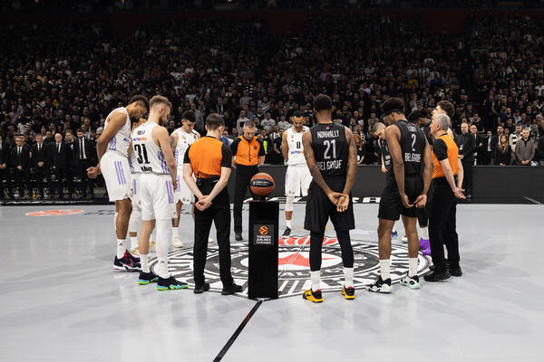 Košarkaši Partizana ponovo igraju na Dan žalosti (Foto)