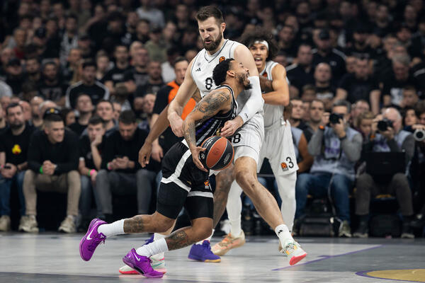 Partizanovi heroji u šoku šta su čuli sa tribina!