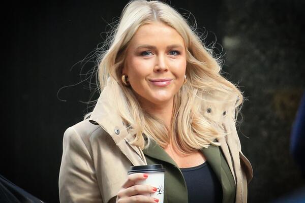 Oglasila se Kerolajn Livit nakon obaranja američkog F-15: Jedan pilot je spašen, Tramp je obavešten o svemu!